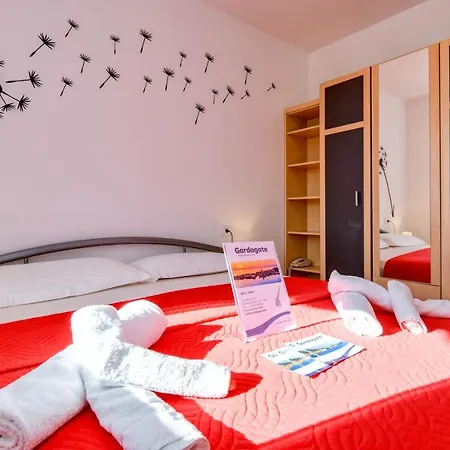 Gardagate La Portella Апарт-отель Тиньяле